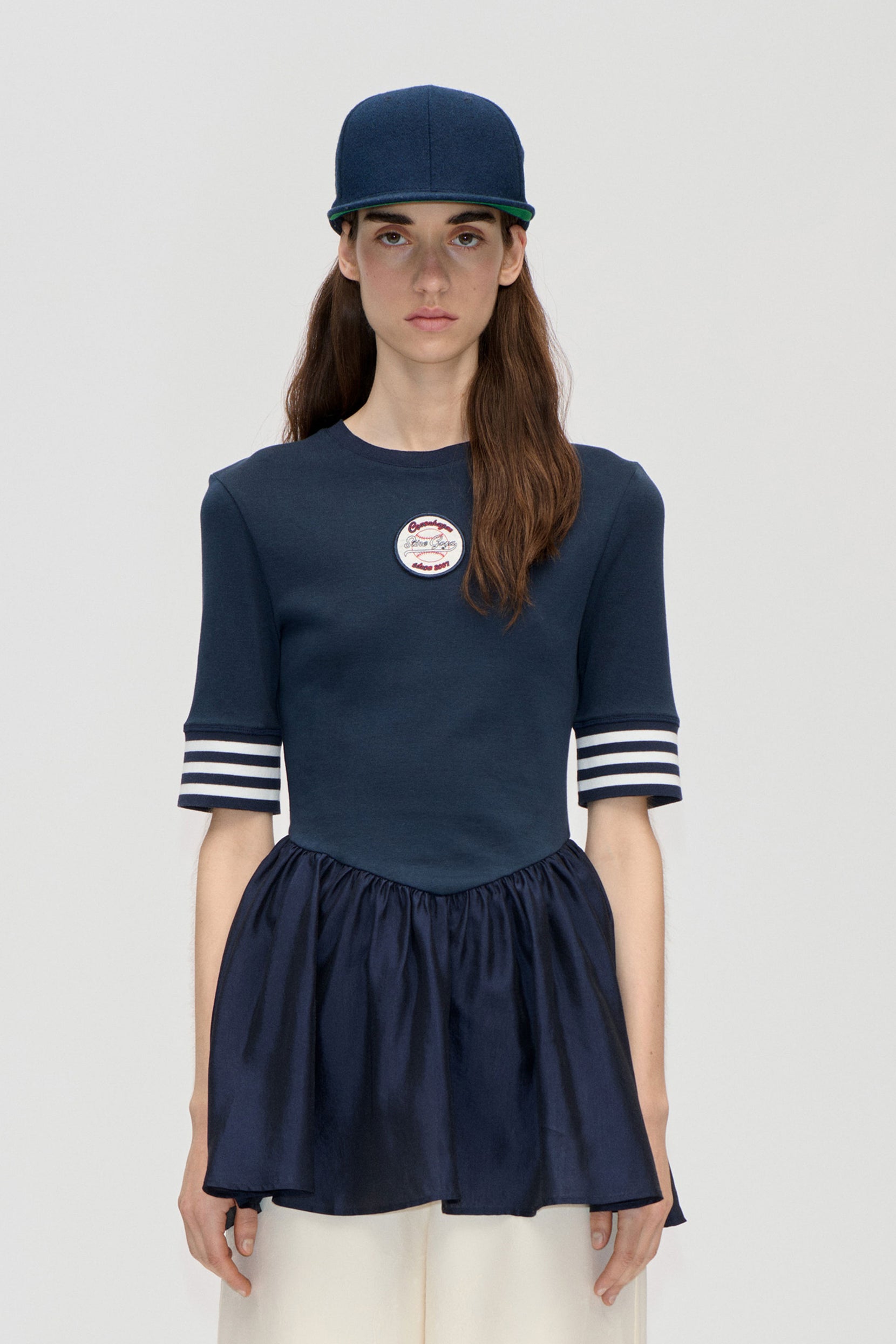 Sportif Ruffle Top - Baseball SG Patch - Stine Goya
