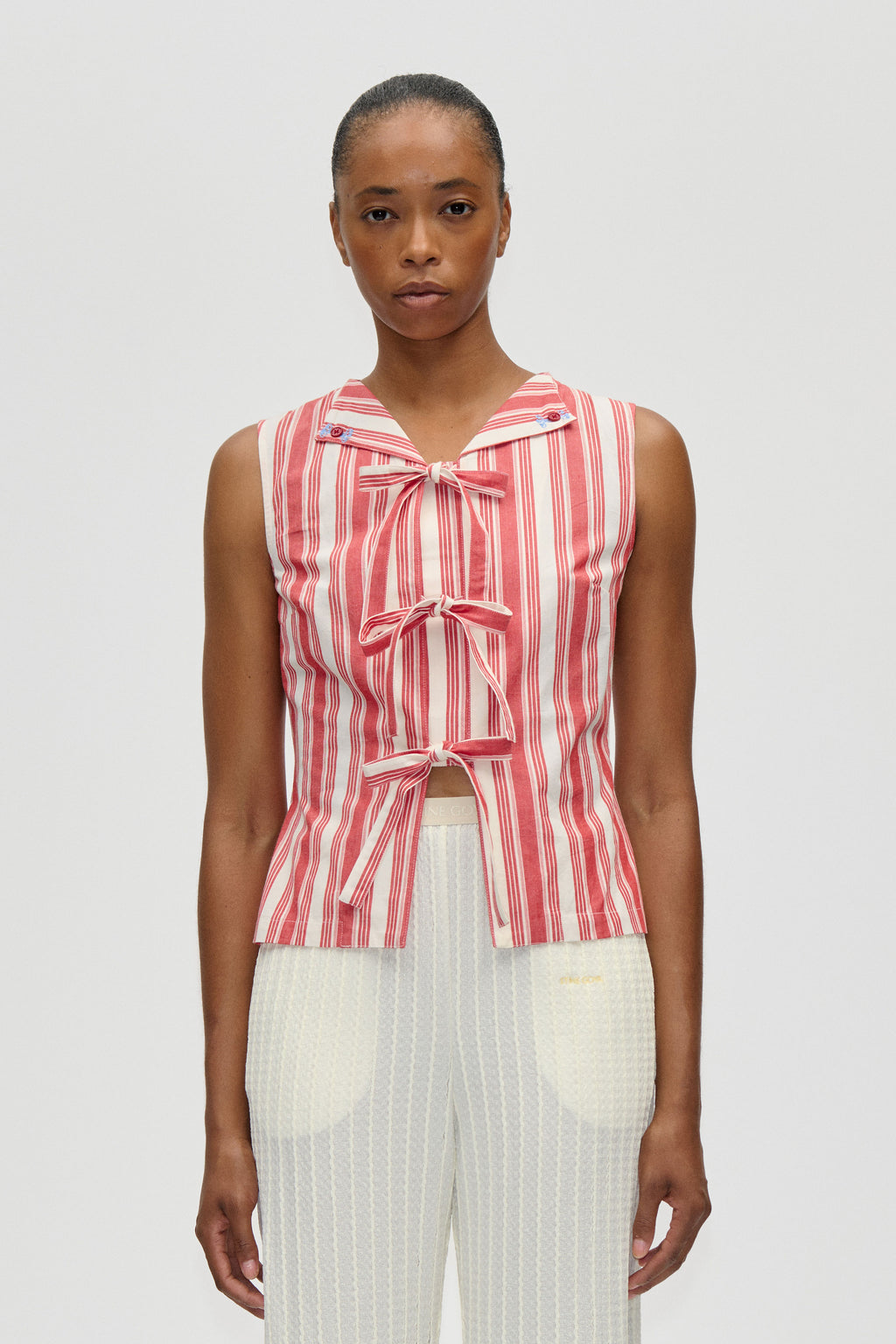 Tie Front Vest - Scarlet Trot - Stine Goya